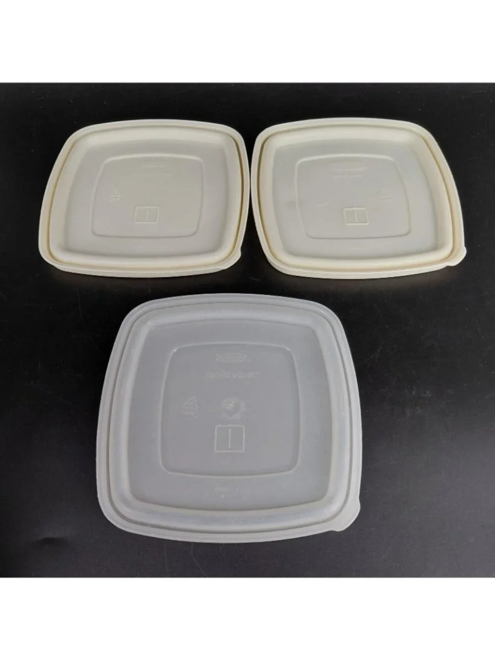Rubbermaid Servin' Saver Container Replacement Lid Only Square #1 Almond Set 3